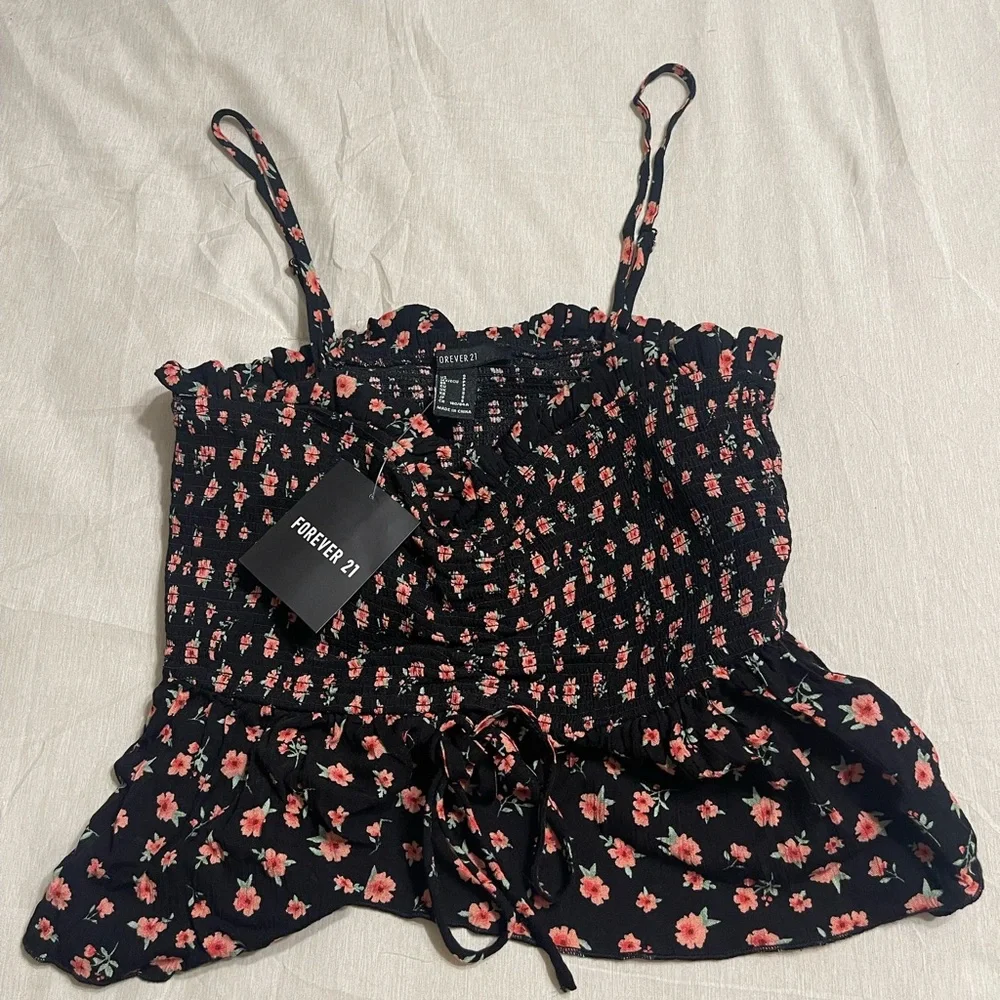 Forever 21 cropped tank NEW 💖 - Picture 1 of 4